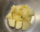 1:1:〜新じゃがとバラ肉の炒め煮作り方2写真