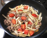 簡単・美味！トマトすき焼きパスタ作り方6写真