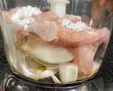 卵無しで！鶏胸肉でつくね肉団子作り方2写真