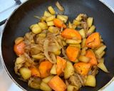 定番！とくせんりんごカレー✴︎作り方1写真