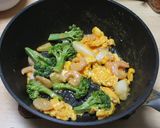 冷凍むきえびといかの、オーロラソース炒め作り方12写真