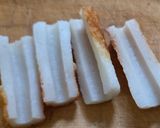 ちくわとチーズの餃子の皮巻き焼き作り方1写真