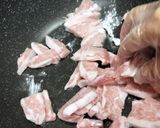 豚肉とチンゲン菜のワンパンにんにく塩炒め作り方1写真
