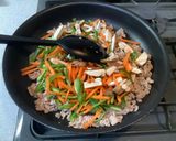 【保育園給食】パリパリ春巻き丼作り方6写真