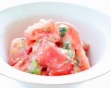 簡単に一品【トマトのごま塩麹和え】作り方3写真