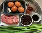 きくらげと豚肉のニラ玉炒め作り方1写真