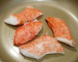 簡単！あぶりカニカマ　コチュマヨ添え作り方1写真
