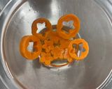 鶏皮チップスでハロウィンサラダ★作り方3写真