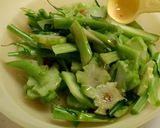ブロッコリーの茎も美味しく(ごま油和え)作り方6写真
