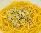 豚ひき肉と白菜のコンソメスープパスタ！作り方5写真