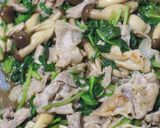 コク旨♡豚肉とほうれん草のオイスター炒め作り方3写真