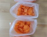 手軽に緑黄色野菜摂取！にんじんを冷凍保存作り方1写真