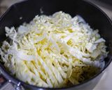 お酢でさっぱり！イタリア風キャベツの蒸し煮作り方5写真