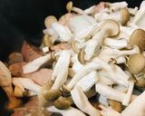 豚肉＆きのこの塩バター炒め作り方2写真