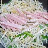 野菜たっぷり！簡単ケンミンの焼きビーフン作り方7写真