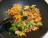コーンとブロッコリーのピリ辛挽肉炒め作り方6写真