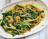 安くて簡単おつまみ♪鶏皮のカレー炒め作り方3写真