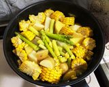 とうもろこしとアスパラのエスニック風煮物作り方7写真