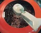簡単ヘルシー❤豚肉ともやしのカレー蒸し作り方3写真