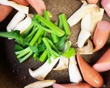 つる紫ともやしウインナーのオイスター炒め作り方3写真