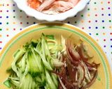 カニカマ・茗荷・胡瓜・コーンの素麺サラダ作り方3写真