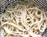 カニカマ・茗荷・胡瓜・コーンの素麺サラダ作り方1写真