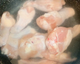 手羽元のお肉ほろほろ♡とり大根作り方2写真