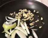 残り野菜のニンニク炒め作り方2写真