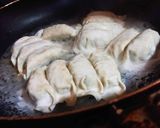 丸岡の餃子をとにかくぶっこんで焼く作り方1写真