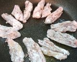 ボリューム満点、うどんに甘辛手羽中のせ作り方4写真