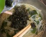 韓国のり☆もやし☆わかめのお味噌汁作り方4写真