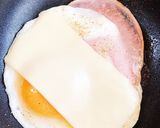 お弁当に！チーズ入りハムエッグ作り方2写真