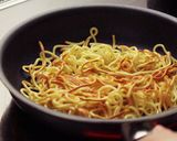 壬生菜と豚肉のあんかけ焼きそば作り方2写真