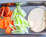 餃子の皮の味噌スープ作り方1写真