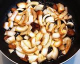 鶏むね肉とチーズ入りトマトソースパスタ作り方3写真