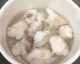 醤油だしで野菜を食べるもつ鍋作り方1写真