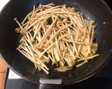 エノキの出汁が凄いワンポット和風パスタ作り方3写真