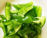 レンジ大根豚こまオイスター味噌青椒肉絲風作り方5写真