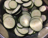 簡単節約時短で作る！夏野菜のパエリア作り方2写真