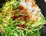 簡単!ひき肉とマロニーのピリ辛炒め作り方7写真