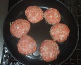 ハンバーグのカレーソース煮♪簡単作り方7写真