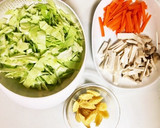 うずら卵とキャベツの中華炒め煮作り方2写真