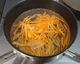 【学校給食】大豆とひじきのごまサラダ作り方2写真