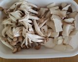 野菜高騰レシピ！きのこのオイスター炒め作り方1写真