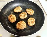 トマトジュースで煮込みハンバーグ作り方9写真