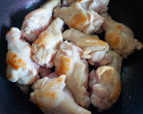 煮込むだけ♪手羽元とゆで卵の簡単甘辛煮♡作り方3写真