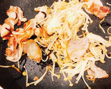簡単♡旨味たっぷり塩昆布と豚肉の炒め物作り方2写真
