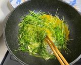 豆苗のニンニク炒め★作り方3写真
