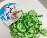 簡単☆ゴーヤのもずく和え作り方1写真