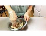 お酢でサッパリ！ささみ梅の香味野菜サラダ作り方4写真